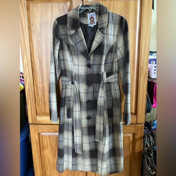 Vintage Wrap Coat! 1990. Beverly Hills Polo Club
A treasure! - Picture 1 of 3